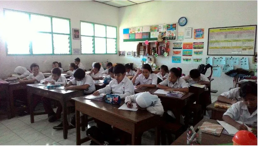 Gambar 1. Mengajar mengganti kelas 4C 