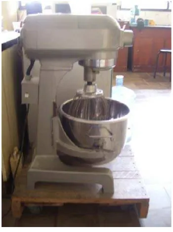 Gambar 2  Mixer untuk proses dry mixing 