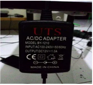 Gambar 3.12 Adaptor Power Supply 