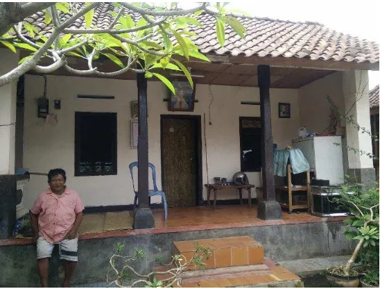 Gambar 1.  Kondisi Dapur Tampak Depan 