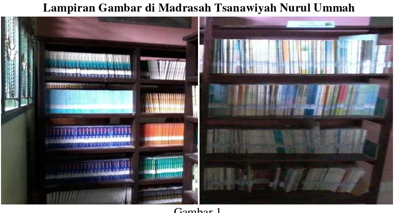Gambar 1. Bahan pustaka buku terpampang di rak di perpustakaan MTs Nurul Ummah 
