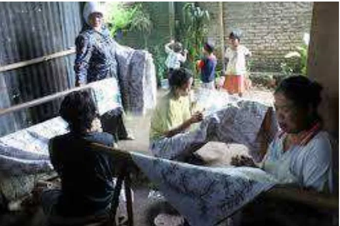 Gambar 4. Galeri Batik Muning Sari Desa Limbasari  