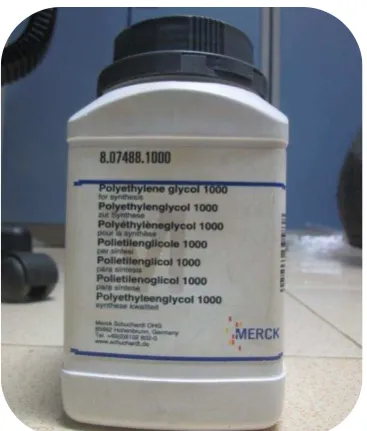 Gambar 3. 2. Polyether sulfone (PES) dan Timbangan Digital 