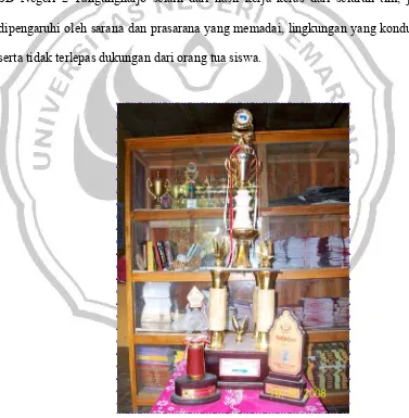 Gambar 2. Piala-piala Kejuaraan SD Negeri 2 Tanggungharjo 