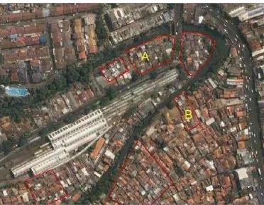 Gambar 1. Poligon Merah Menunjukkan (A) Kelurahan Bukit Duri, (B) Kelurahan Kampung  Melayu Yang Letaknya Pada Citra Quickbird Terlihat Berdekatan 