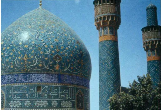 Gambar 2.13. Kubah masjid yang dilapisi keramik 