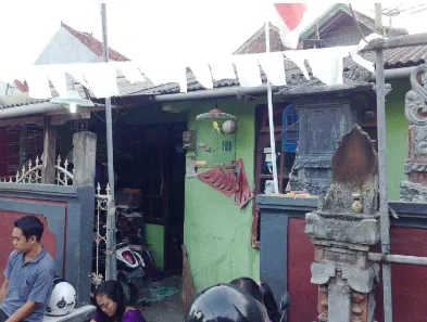 Gambar 2 : kondisi depan rumah 