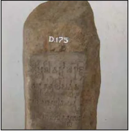 Gambar 20.  Prasasti Yupa                                                                                                 