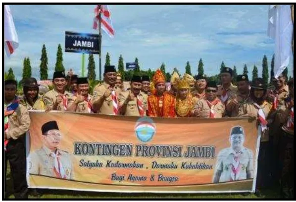 Gambar 3.3: Press tour di event Perkemahan Pramuka Santri Nusantara (PPSN) ke-IV tahun 2015 (Sumber: Humas Kemenag Prov.Jambi) 