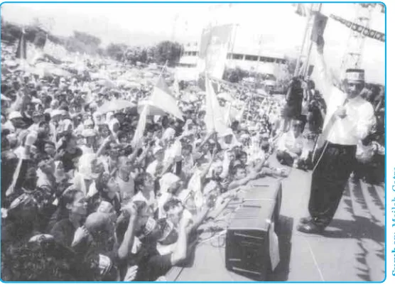 Gambar 2.5 Kampanye salah satu calon Presiden RI padaPemilu Presiden dan Wakil Presiden 2004.