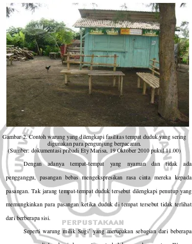 Gambar 2. Contoh warung yang dilengkapi fasilitas tempat duduk yang sering 