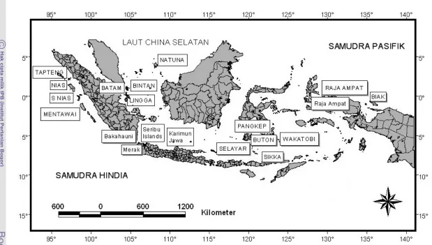 Gambar 2. Peta lokasi pengambilan data CRITC-COREMAP pada tahun 2009 (huruf kapital), dan lokasi pengambilan data di luar COREMAP pada periode 1992-1998 (huruf kecil)