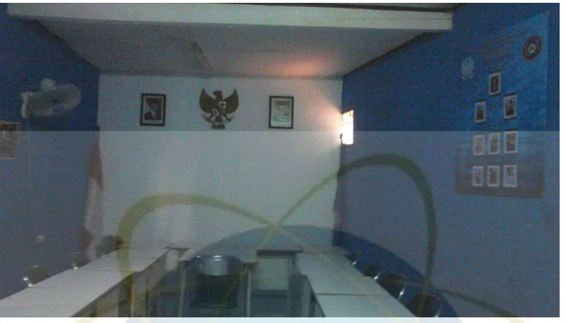 Gambar 3. Ruang Rapat SPSI Cabang, Kabupaten Bogor tempat melaksanakan wawancara dengan Bapak Sugimin Wakil Ketua I Pengurus SPSI Cabang pada 4 April 2016 di Gunung Putri, Bogor