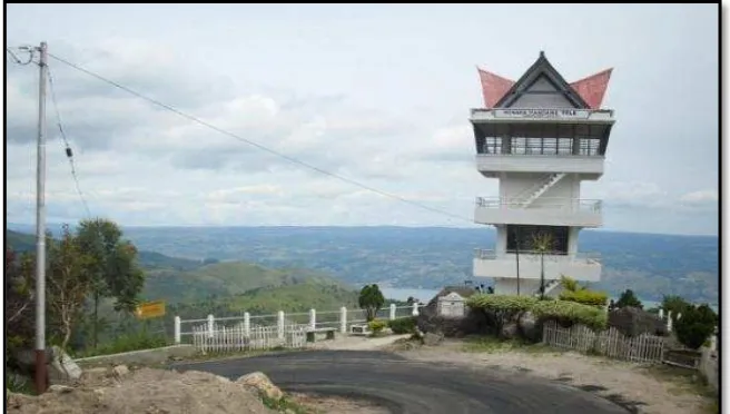 Gambar 9  Pemandangan  alam  Gunung Pusuk Buhit dan Perkampungan pertama  