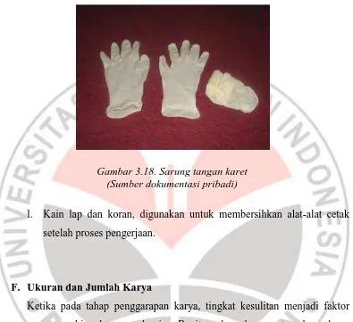 Gambar 3.18. Sarung tangan karet (Sumber dokumentasi pribadi) 