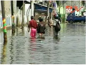 Gambar 1  Kejadian banjir rob (pasang) di Penjaringan, Jakarta Utara (www.Liputan6.com) 