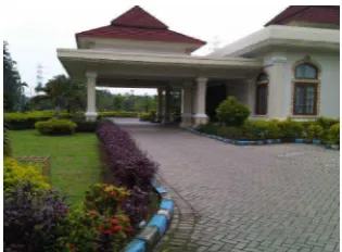 Gambar 2.16 Jendela Gedung 