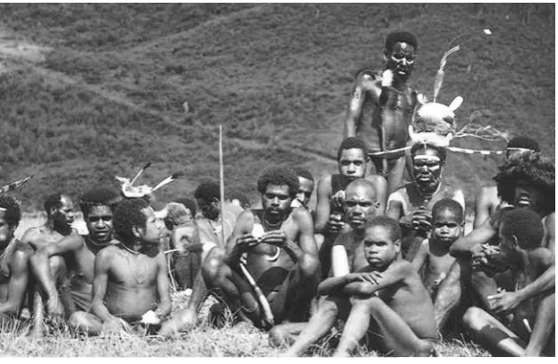 Gambar 1.12Masyarakat Papua