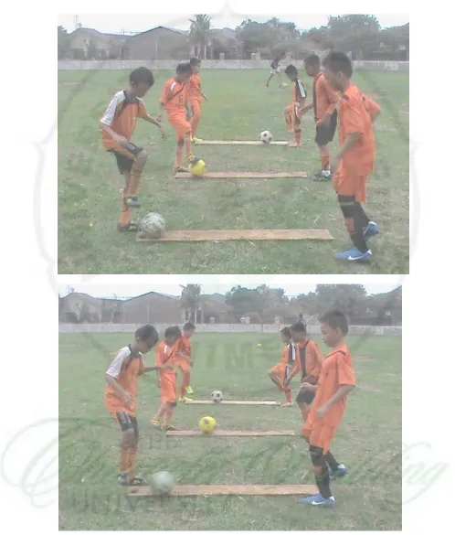 Gambar 4. Sedang Melakukan Latihan Pasing di Atas Papan Sumber: Medan, Poto Pribadi, 12 Juli 2012 