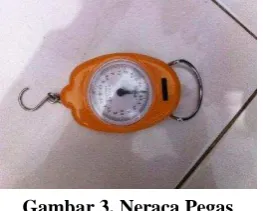 Gambar 4. Tempat untuk mengaitkan neraca  pegas 