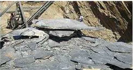 Gambar 2.3. Contoh batuan metamorf berupa slatestone   (Sumber: www.slate-stone-exporter.com) 