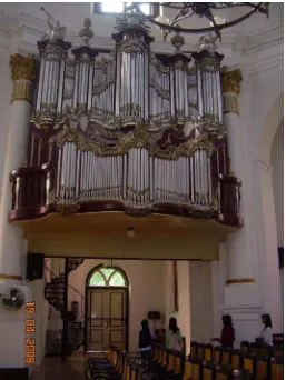 Gambar 3. Orgel Barok 
