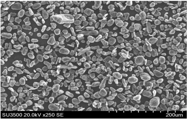 Gambar 4.1 (a) Foto SEM morfologi Natural graphite dengan perbesaran 2000 x 