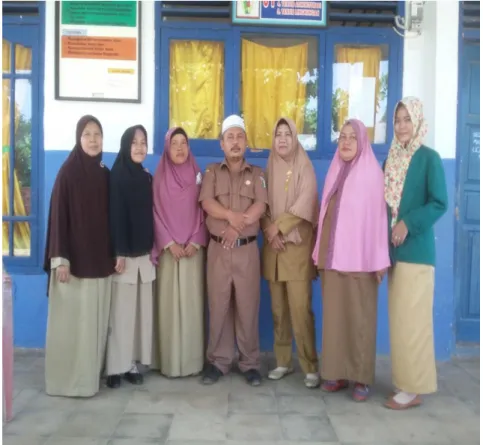Foto bersama guru dan peserta didik    