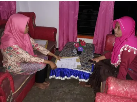 Gambar 4. Foto Wawancara dengan Ibu Suprihatin Warga Kedaton Induk   (Dokumentasi 14 Januari 2018) 