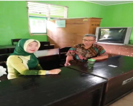 Foto 1 Interview dengan Ibu Gustin Darwis, S.Pd  Kepala Sekolah SMP Negerti 3 Metro 