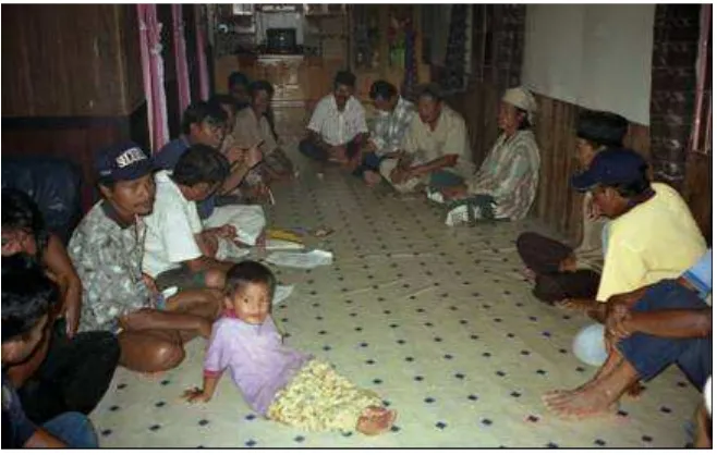 Figure 14.5.  Meeting of the farmer group “AM” in T village. 
