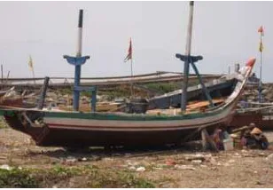 Gambar 12  Perahu payang yang dioperasikan di Cisolok 