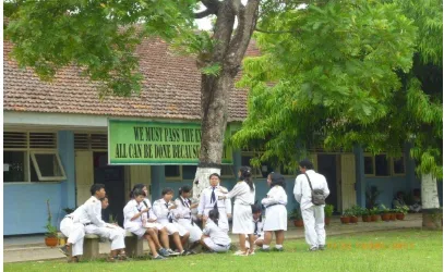 Gambar 5. Suasana wawancara dengan guru BK SMA Angkasa Adisutjipto Yogyakarta. 
