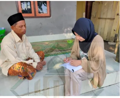 Gambar 1 : Wawancara dengan bapak Mawardi (Tokoh Agama) Tanggal  10 Januari 2022 