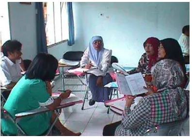 Figure 2: A group of teachers was preparing Lesson Study  