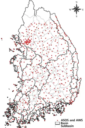 Fig. 3. ASOS and AWS Station in Year 2010 역별 물 부족량의 산정은 먼저 K-WEAP 모형을 이용하여중권역의 용도별 물 수요와 공급 가능량의 비교를 통해 이루어지며, 하천에 흐르는 유출량으로 수요량 공급이 어려울 경우 댐 운영을 통한 추가 물 공급이 이루어지는 절차를 거친다