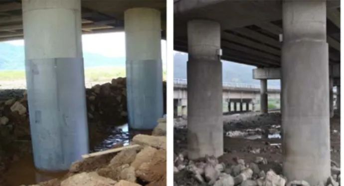 Figure  8:  Zn-Mesh  anode  SACP  system  in  mortar  cover  of  bridge  piles 5.  결  론 철근콘크리트의 부식을 억제하기 위한 전기화학적 음극 방식 기술은 부식 손상된 철근 표면에 새로운 부동태 피막 을 형성시키는 재부동태화로 인하여 철근콘크리트 구조물 의 사용연한을 장기간 보장할 수 있기 때문에 구조물의 내 구성 및 안전 확보에 매우 중요하다