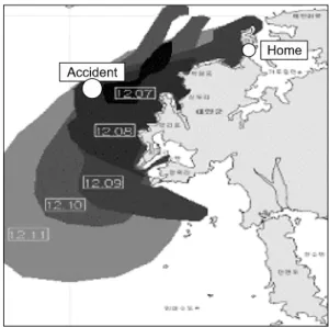 Figure 1. Maps of the oil spill area including patient’s resi- resi-dence  (adapted  and  modified  from  Ministry  of   Environ-ment)