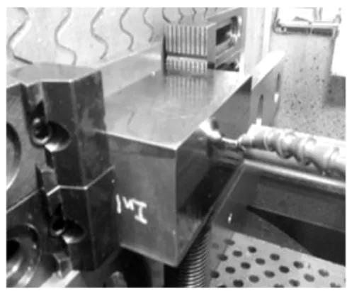 Fig. 5  UNSM treatment for weld specimenGroove  개선면  위에  용가재  ERNiCr-3을  이용하여 10 mm 의 버터링(Buttering) 용접을 수행하였다