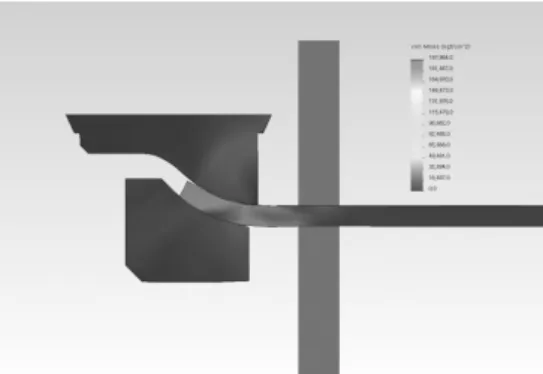 Fig. 2  Pre-bending process of edge area
