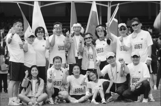 Fig. 4. Team Korea participated in  2011  World  Transplant  Games  in  Sweden, and got four gold medals in golf and children’s badminton and  one bronze medal.