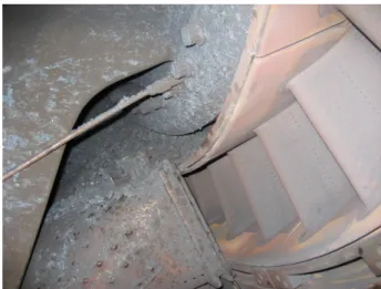 Fig. 5 Damage of the multiple-stage axial flow  compressor blades 4.1.2  터빈  손상  현황     압축기  고정익과  회전익이  전량  손상되어  수많은 미세입자들이  발생되었는데도  Fig