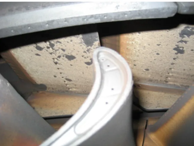 Fig. 8 Damaged vanes in the trailing edge of the  first stage