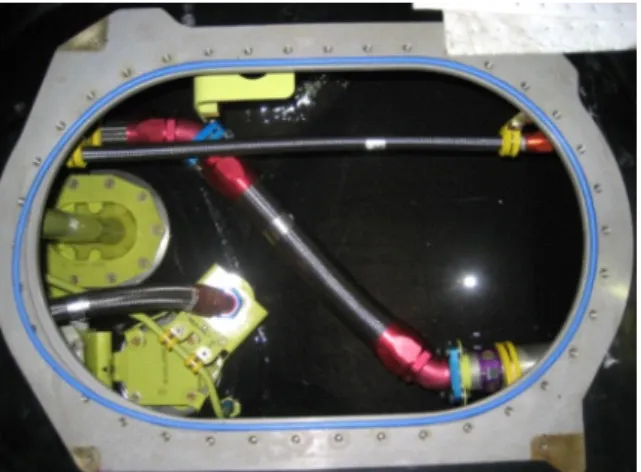 Fig.  21.  Internal  inspection  for  LRU(Backward) 았다.  또한,  항공기  구조물로부터  연료탱크를  분해한  후,  연료탱크  및  내부  LRU에  대한  이상여부를  검사하 였으며,  구조적인  손상이나  변형이  없음을  확인하였 다.(Fig