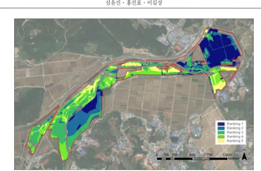 Figure 7. The map showing the land purchase priorities 구분하였다(Figure 7). 토지 매수 우선순위는 분 석 결과를 등간격으로 구분하되 순위별 면적을 고려하였다