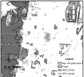 Figure 7. Comparison of land cover map and NDVI green area analysis method (The diagonal line is the boundary extracted from the land cover map, and the gray-filled area is the boundary extracted from the NDVI.)