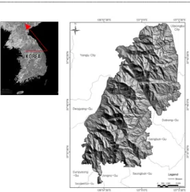 Figure  1.  Study  area  and  shaded  relief  image. 대의  1981～2010년  자료에  의하면,  이  지역의  연평균 기온은 12.5°C,  강수량은 1450.5mm,  강 수량의  대부분은  6월～9월에  집중되는  하계다 우형의 전형을 보이고 있다
