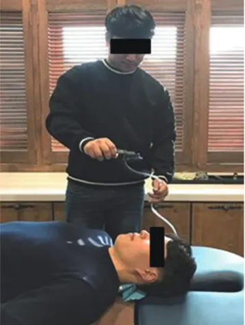 Figure 3.Craniocervicalflexiontest.