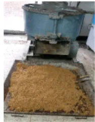 Fig. 1.  Mixing of materials Table 1.  Mix proportions
