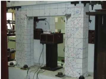 Fig.  8  Test  configuration  of  RC  frame  strengthened  with  Kagome